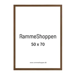 Ramme Fjord, Valnød på finér - Dansk håndværk